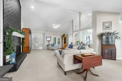 1018 Hunters Pointe Drive, Statesboro, GA 30461 - Photo 7