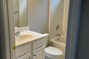 96 High Pt N Dr, Newnan, GA 30265 - Photo 9