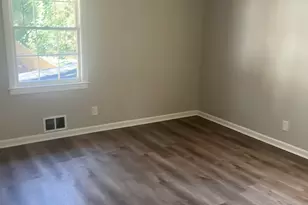 1262 Lorenzo Dr SW, Atlanta, GA 30310 - Photo 5