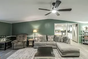 6 Cherokee Cir, Buchanan, GA 30113 - Photo 11