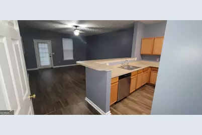 6093 Camden Forrest Cove, Riverdale, GA 30296 - Photo 5