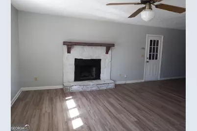 2780 Highpoint Road, Snellville, GA 30078 - Photo 9