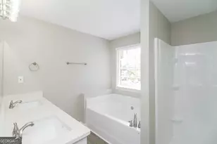 10972 Clearwater Dr, Hampton, GA 30228 - Photo 11