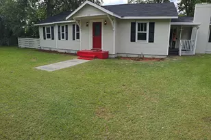 119 E Wacona Dr, Waycross, GA 31501 - Photo 1