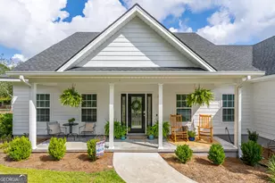 128 Satilla Blfs Dr, Blackshear, GA 31516 - Photo 1