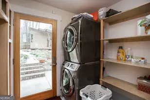 284 The Plaza, Athens, GA 30606 - Photo 9