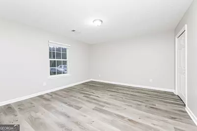 10376 Surf Court, Jonesboro, GA 30238 - Photo 11