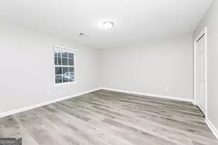 10376 Surf Ct, Jonesboro, GA 30238 - Photo 11