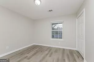 10376 Surf Ct, Jonesboro, GA 30238 - Photo 13