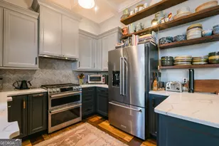 108 E Gaston St, Savannah, GA 31401 - Photo 17