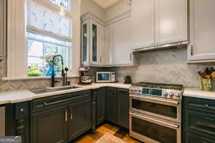 108 E Gaston St, Savannah, GA 31401 - Photo 21