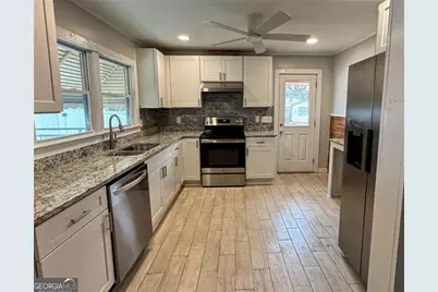 649 Valley Brook Road, Scottdale, GA 30079 - Photo 7