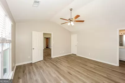 374 Eagles Crossing Circle, Riverdale, GA 30274 - Photo 9