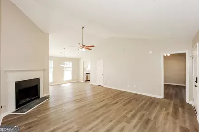 374 Eagles Crossing Circle, Riverdale, GA 30274 - Photo 5