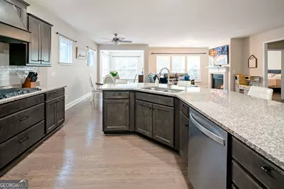 107 Fairgate Drive, Peachtree City, GA 30269 - Photo 9