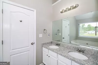 10950 Southwood Drive, Hampton, GA 30228 - Photo 9