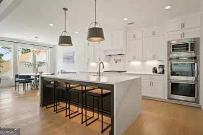 3230 Rockbridge Road, Avondale Estates, GA 30002 - Photo 3