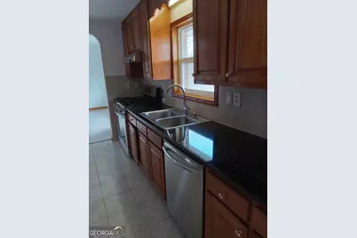 148 W James Circle, Hampton, GA 30228 - Photo 5