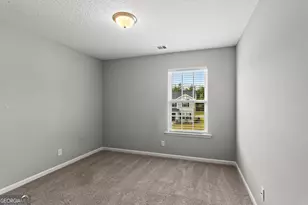 199 Brightleaf Cir, Hinesville, GA 31313 - Photo 9