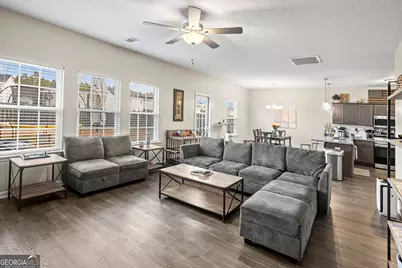 199 Brightleaf Circle, Hinesville, GA 31313 - Photo 11