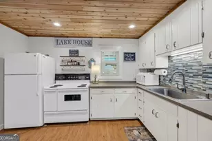 664 N Port Bass Dr, Fair Play, SC 29643 - Photo 13