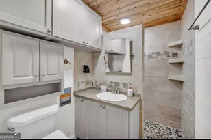 664 N Port Bass Dr, Fair Play, SC 29643 - Photo 7