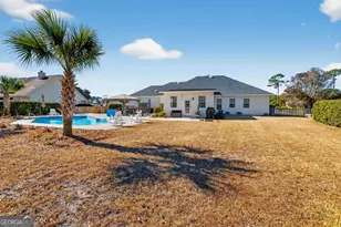 332 Edge Water Dr, Brunswick, GA 31525 - Photo 5