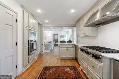 6250 Weatherly Drive, Atlanta, GA 30328 - Photo 15