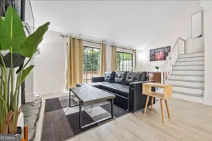 1058 Falling Water Dr SE, Smyrna, GA 30080 - Photo 11