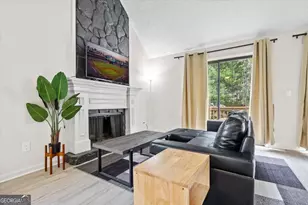 1058 Falling Water Dr SE, Smyrna, GA 30080 - Photo 7