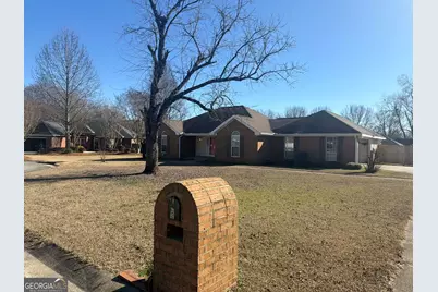106 John Court, Warner Robins, GA 31093 - Photo 1