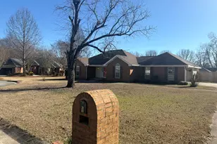 106 John Ct, Warner Robins, GA 31093 - Photo 1