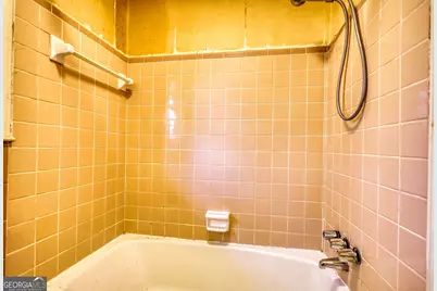 1924 Mural Circle, Morrow, GA 30260 - Photo 27
