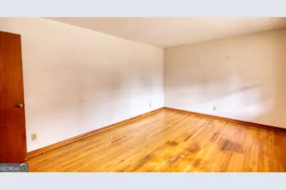 1924 Mural Circle, Morrow, GA 30260 - Photo 9