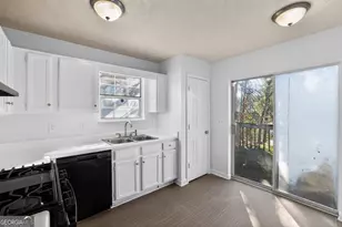 4223 Sheppard Crossing Way, Stone Mountain, GA 30083 - Photo 13