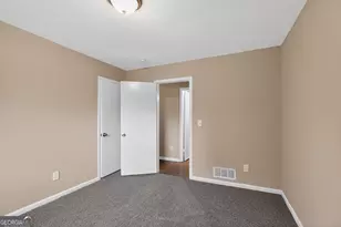 1093 S Indian Creek Dr, Stone Mountain, GA 30083 - Photo 25