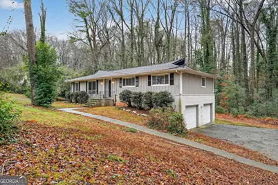 418 Colchester Drive, Stone Mountain, GA 30088 - Photo 3