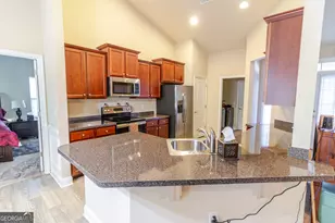 862 Crescent Ln, Griffin, GA 30224 - Photo 5