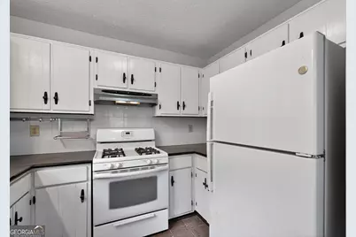 1056 Park Forest Trail NW, Lilburn, GA 30047 - Photo 13