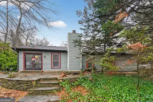 1056 Park Forest Trail NW, Lilburn, GA 30047 - Photo 31