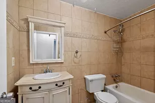 1056 Park Forest Trail NW, Lilburn, GA 30047 - Photo 27