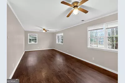 4902 Pine Hill Court E, Stone Mountain, GA 30088 - Photo 7