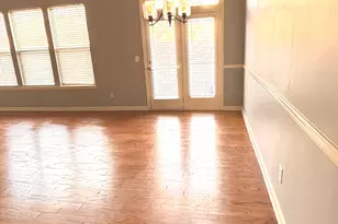 1519 Creek Bend Ln, Lawrenceville, GA 30043 - Photo 5