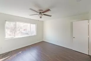 36 Sandalwood Cir, Lawrenceville, GA 30046 - Photo 3