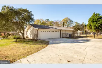 1285 Lynn Drive, Waycross, GA 31501 - Photo 9