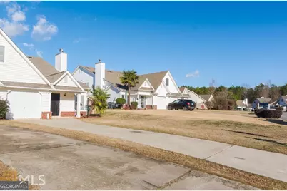 145 Courtyard Drive, Newnan, GA 30265 - Photo 3