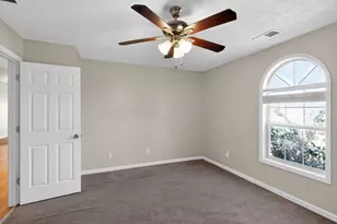 105 Solomon Dr, Ellenwood, GA 30294 - Photo 7