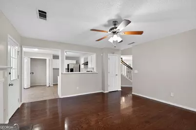 2046 Lown Farm Trail, Lithonia, GA 30058 - Photo 13