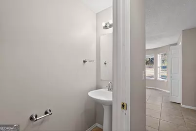 2046 Lown Farm Trail, Lithonia, GA 30058 - Photo 29