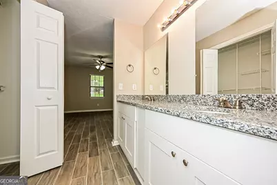 2877 Old South Drive, Jonesboro, GA 30236 - Photo 9